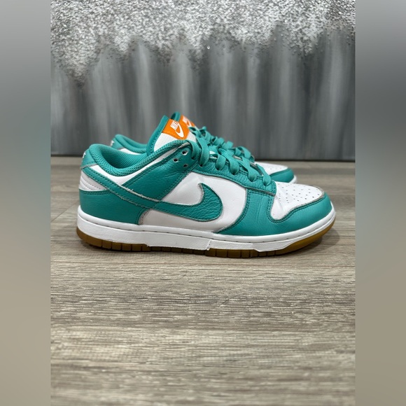 Nike Women’s Dunk Low Teal Zeal - Picture 2 of 9